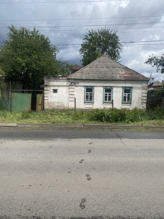 Продам 1/2 дома синельниково