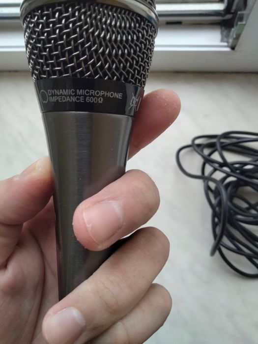 Микрофон пррводной LG