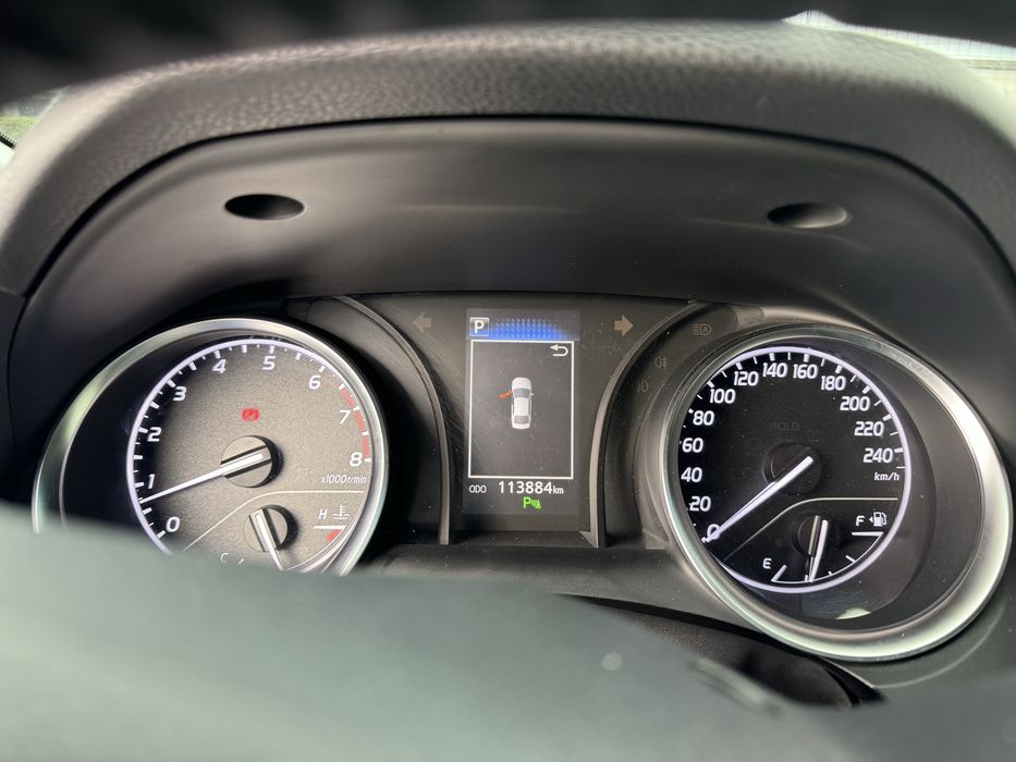 Toyota camry 2020р.