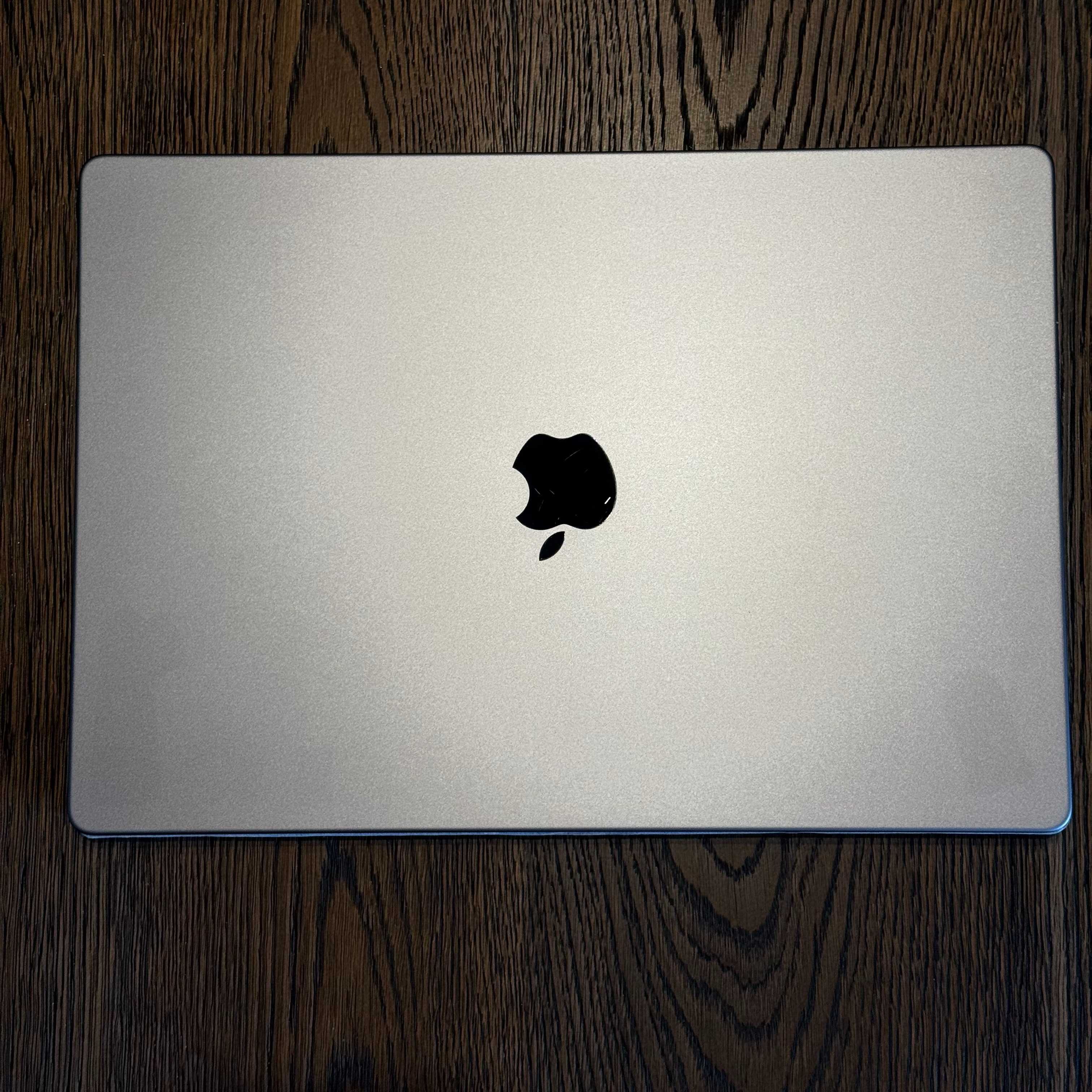 Apple MacBook Pro 16” M1 Max 32-core 64GB RAM, 1TB SSD A2485 dodatki
