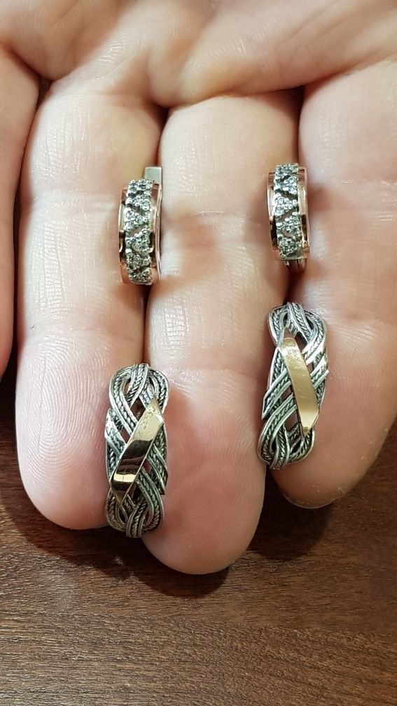 Сережки серебряные с золотыми вставками