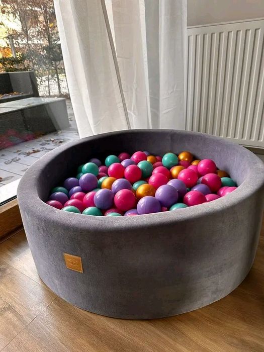 Сухий басейн бу продам