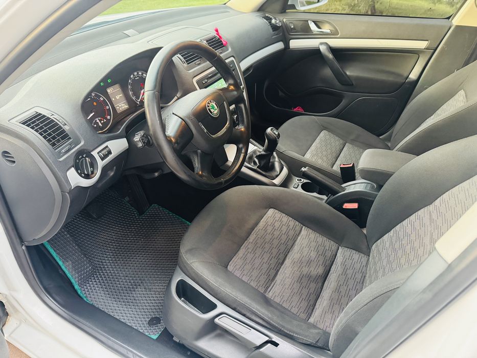 Продам Skoda Octavia 2011 рік 1.8 TSI 4x4 в хорошому стані!