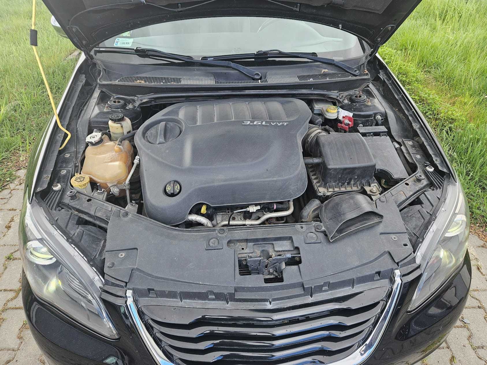 Chrysler 200 3,6 V6 Cabrio zadbany, niski przebieg