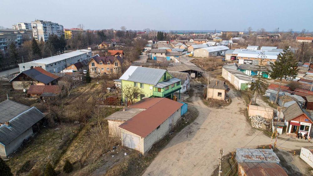 Продам, обміняю приміщення біля гаражного кооперативу на вул. Богуна