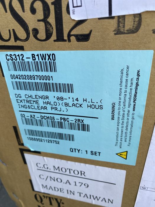 Dodge challenger 08-14 nowe przednie lampy