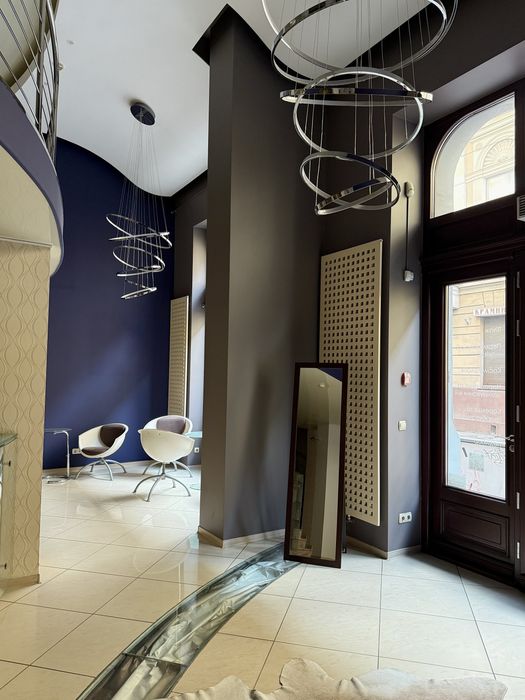 Оренда комерційного приміщення 550 м2