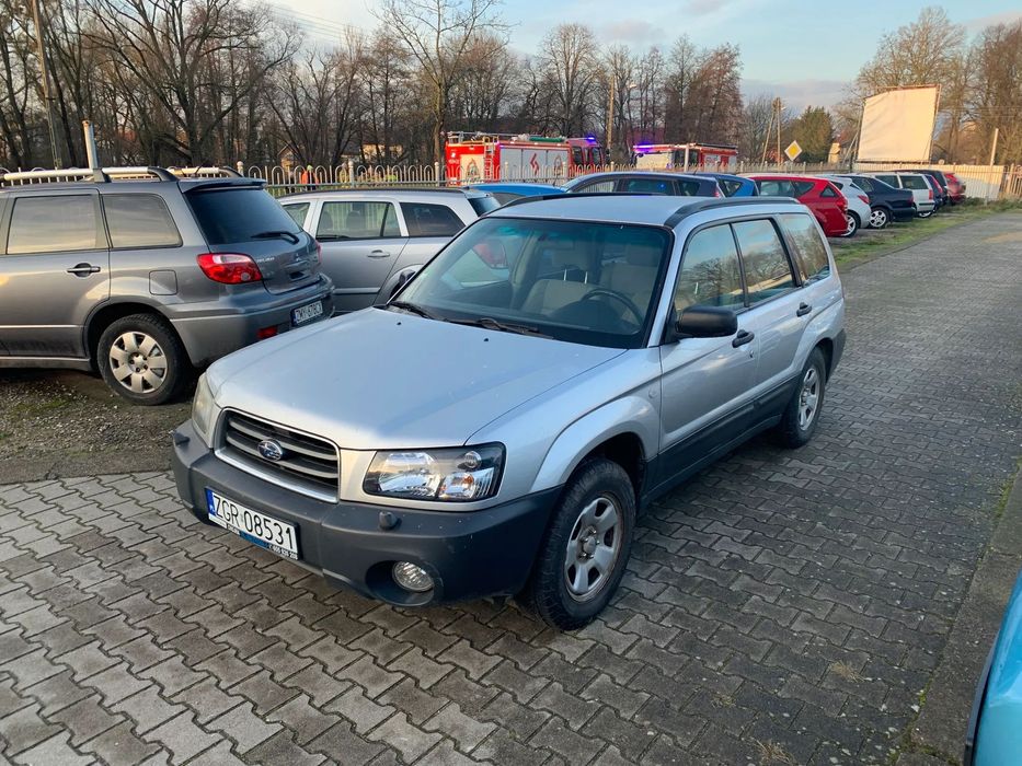 Subaru Forester 2.0 / 125 KM // 4x4 // Reduktor // Hak //