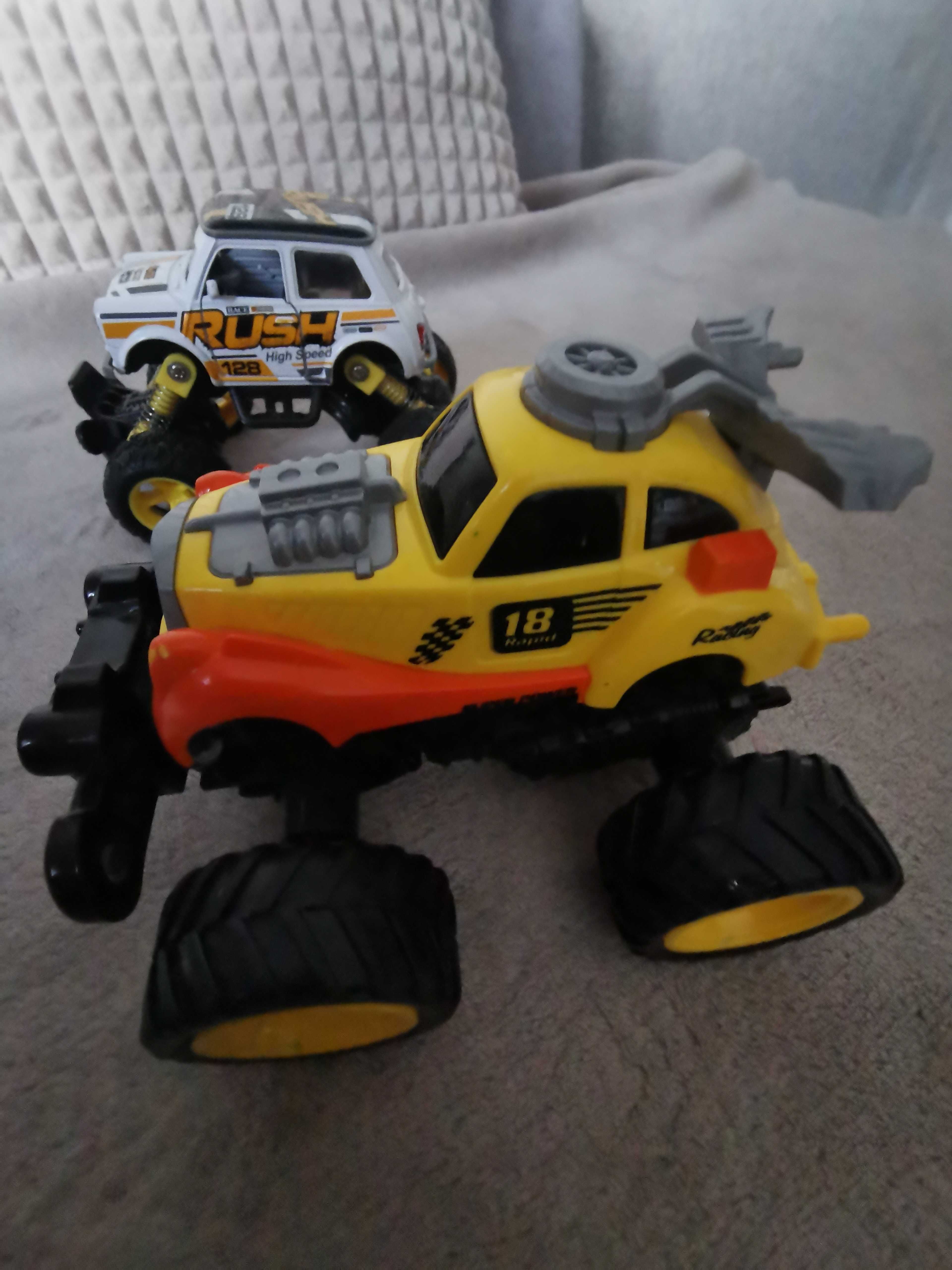 Autka monster truck 2 sztuki