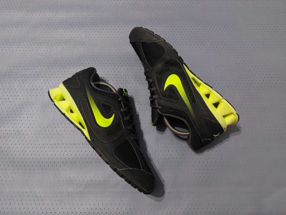 Мужские кожаные кроссовки Nike Reax Run 8 'Black Volt'