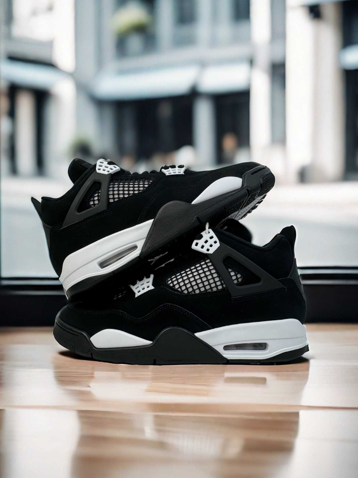 Buty JordanAirJordan4Retro White Thunder sportowe rozmiar.39