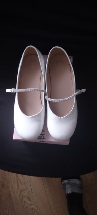 Lakierki komunijne r.36