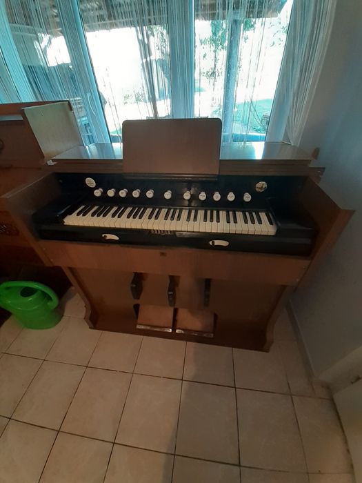 Fisharmonia tłoczaca