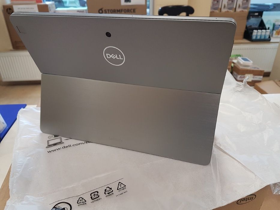 Dell Latitude 7200 i5-8365U 256GB SSD 16GB Ram Windows 10 Pro