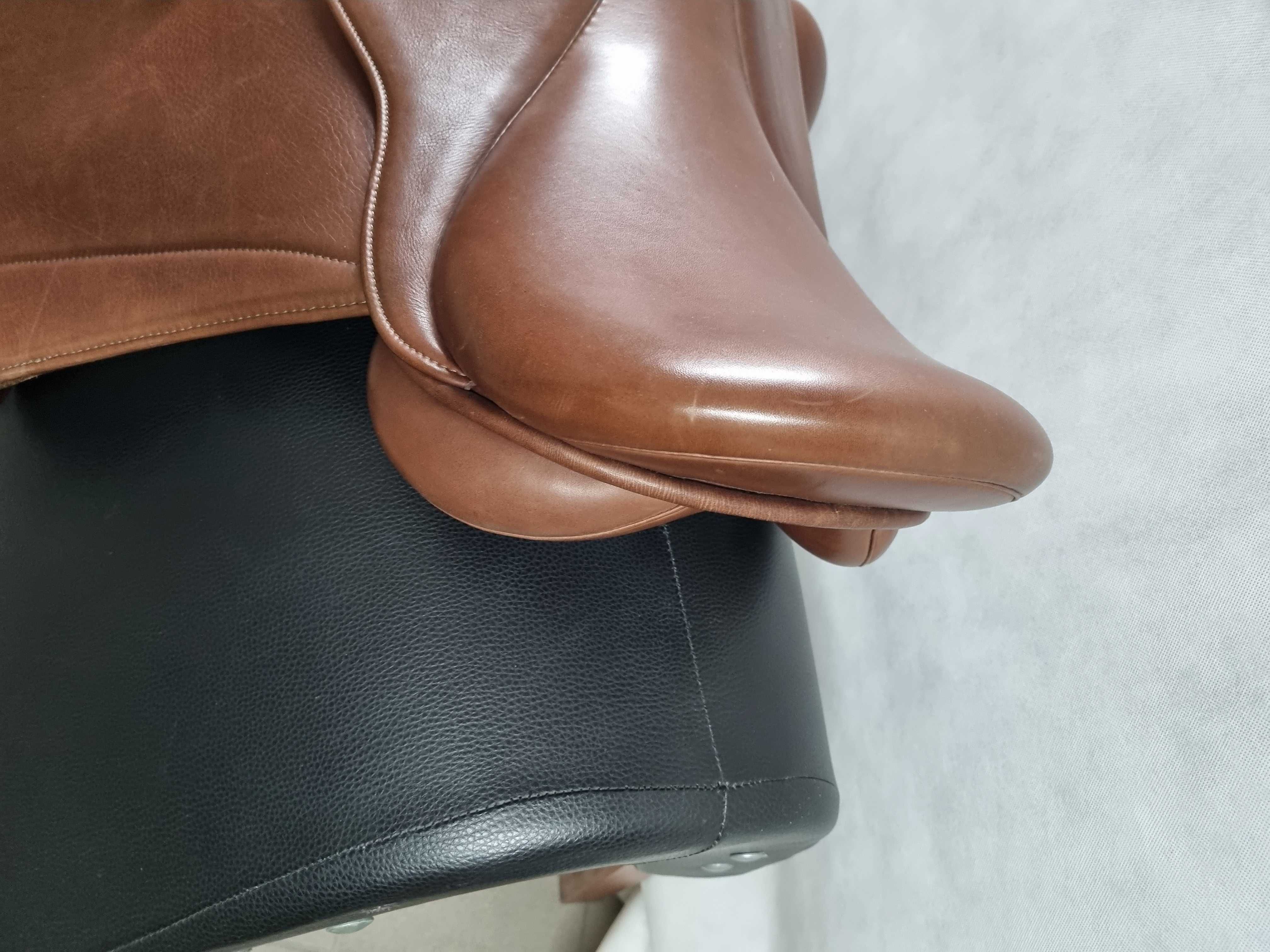 Siodło close contac 17.5" skóra antypoślizgowa. Pleszewskie