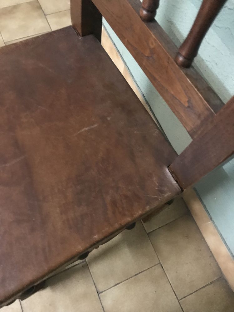 Cadeiras de sala ( madeira)