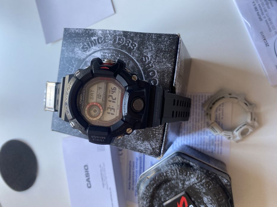 Zegarek Casio GW-9400