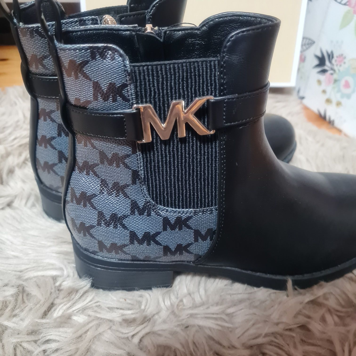 Michael Kors botki harlee buty zimowe sztybety kozaki r. 37 czarne