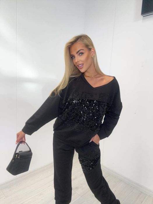 Piękny komplet dres z cekinami logo paparazzi fashion