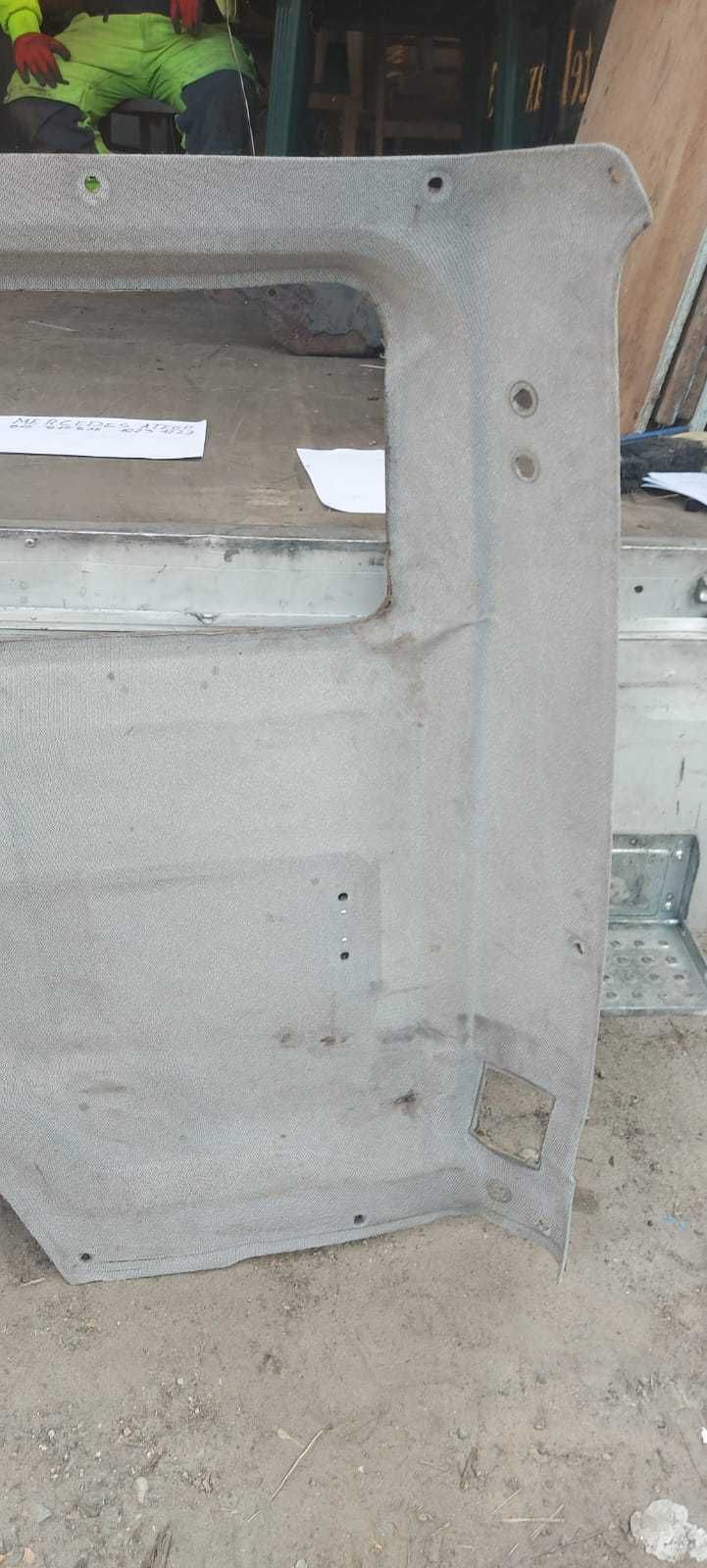 Man L2000 tapicerka ściany tylnej
