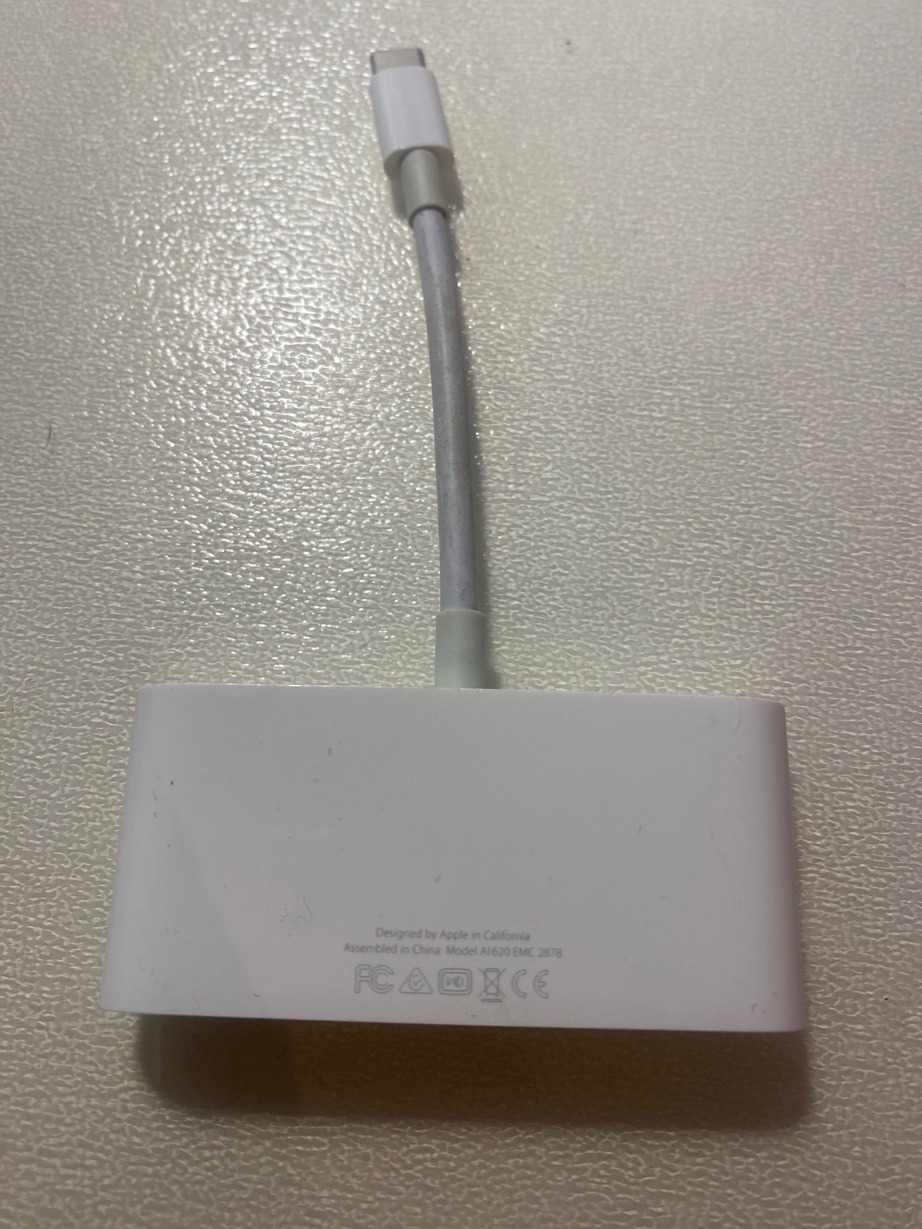 Apple adaptador USB-C multiportas VGA
