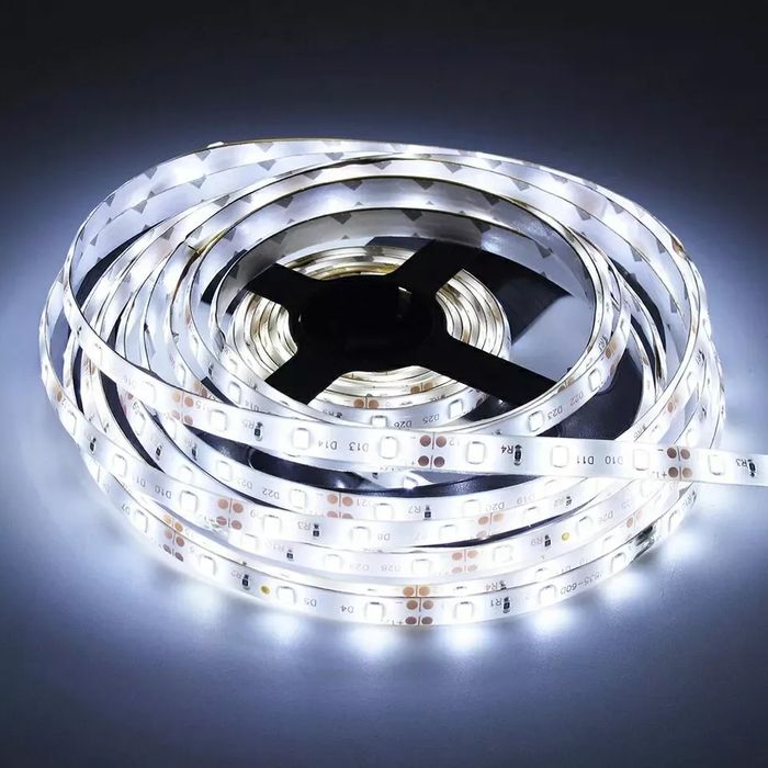 5м Led лента/Лед стрічка 12 вольт білий холодний