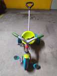 Triciclo de criança