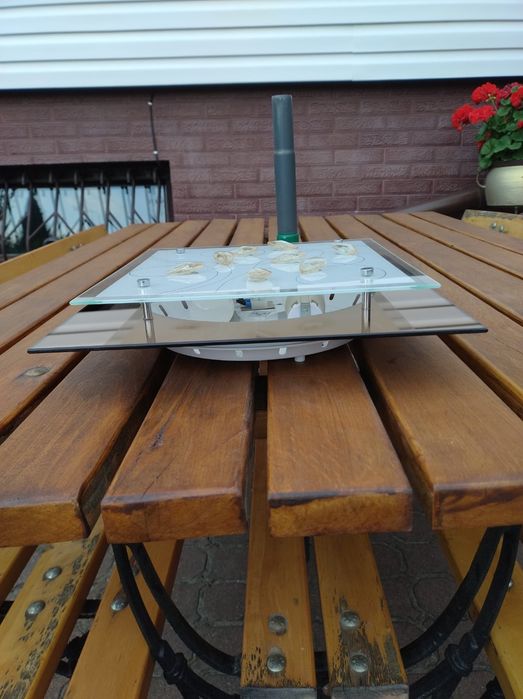 Piękny plafon łazienkowy