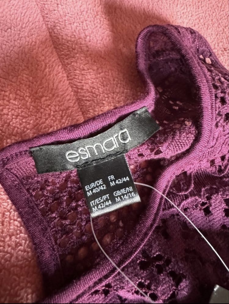 Vestido comprido bordo com etiqueta
