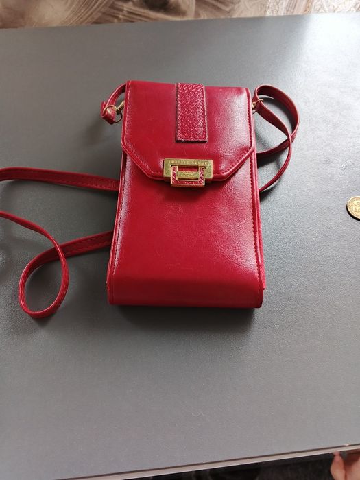 Жіночий клатч-сумочка