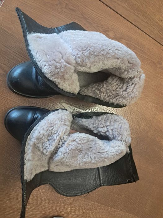 Чобітки на дівчинку