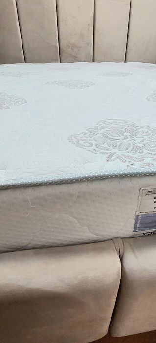 Матрас на кровать