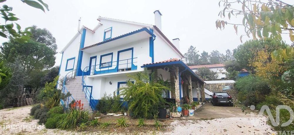 Quinta T5 em Chãos de 271,00 m2