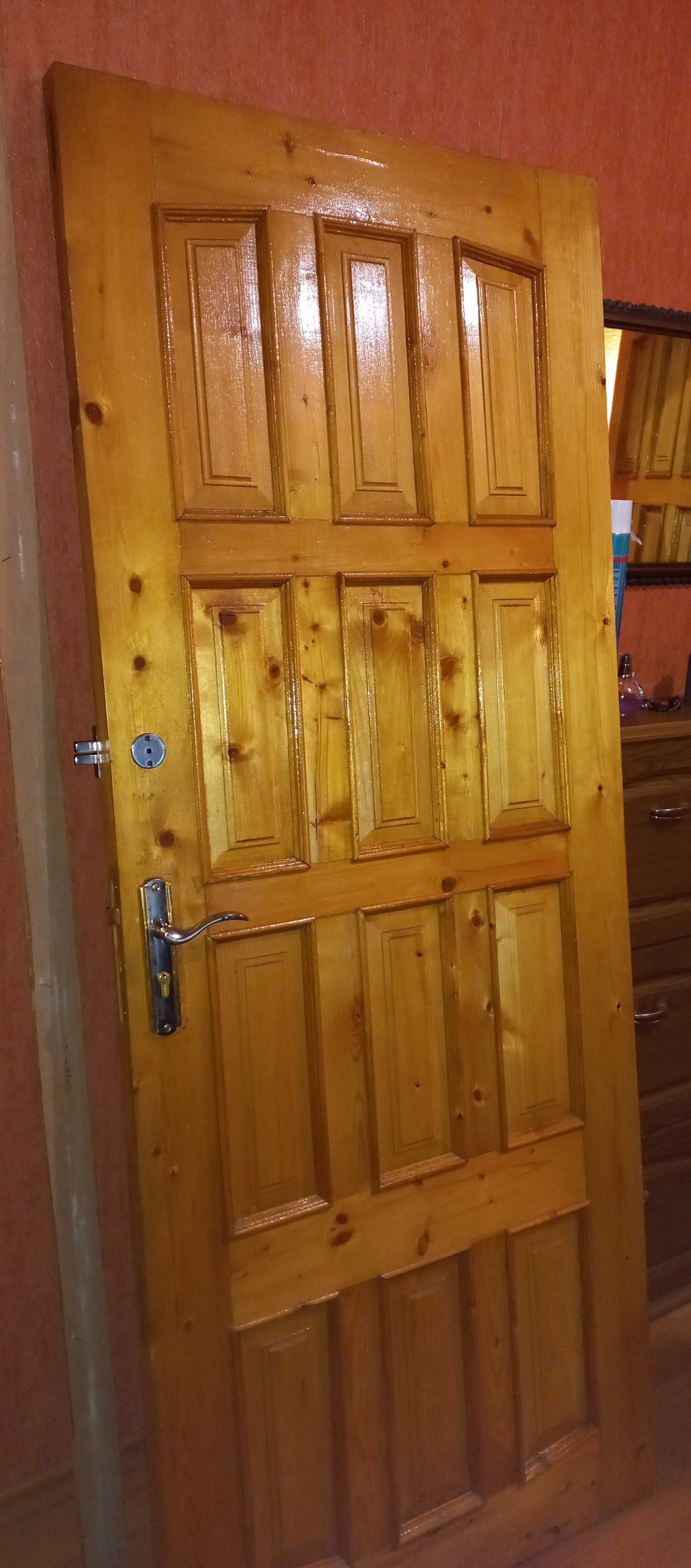Двері подвійні вхідні,дерев'яні