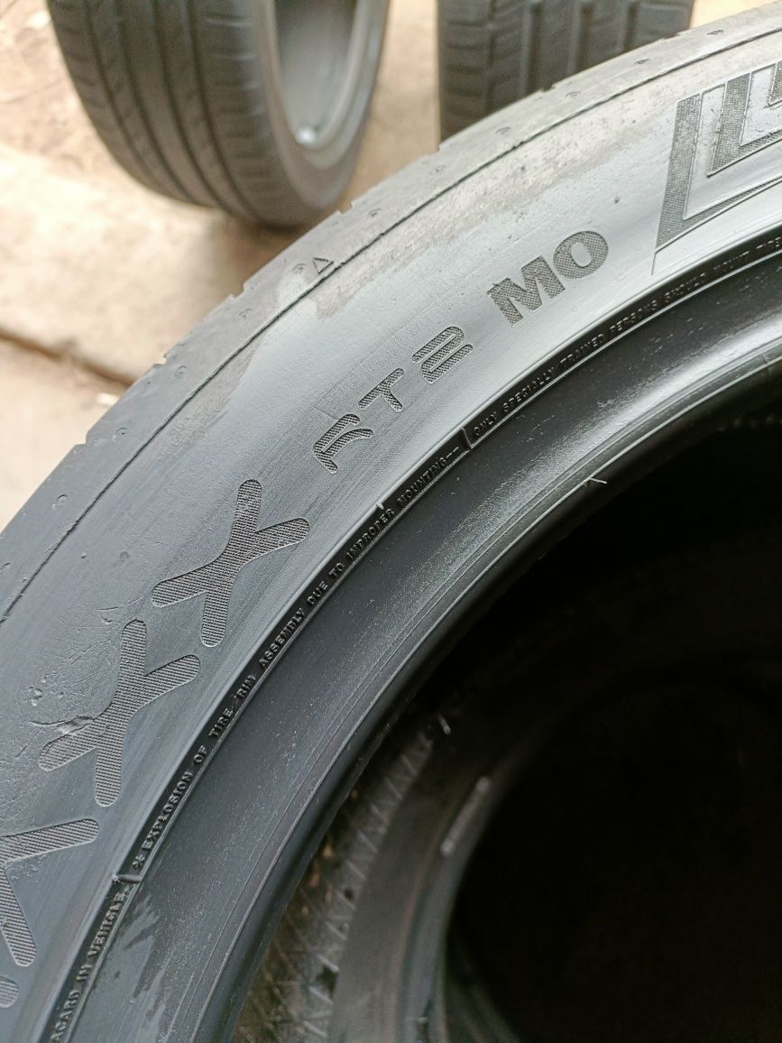 D43, 1 sztuka 285/40r20 Dunlop RT2 z 2020r 5mm MO