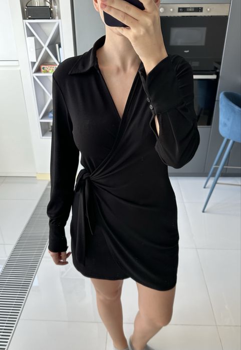 Чорна міні сукня Mango