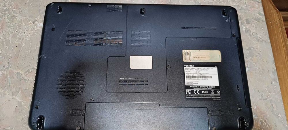 Toshiba Satellite C660-11W Recondicionado– 8GB RAM |SSD 512GB|Office