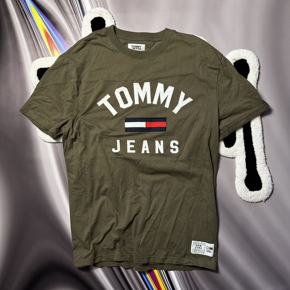 Футболка tommy jeans