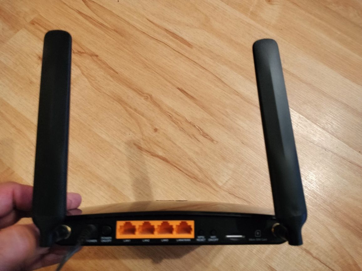 Sprzedam router TP-link na kartę SIM