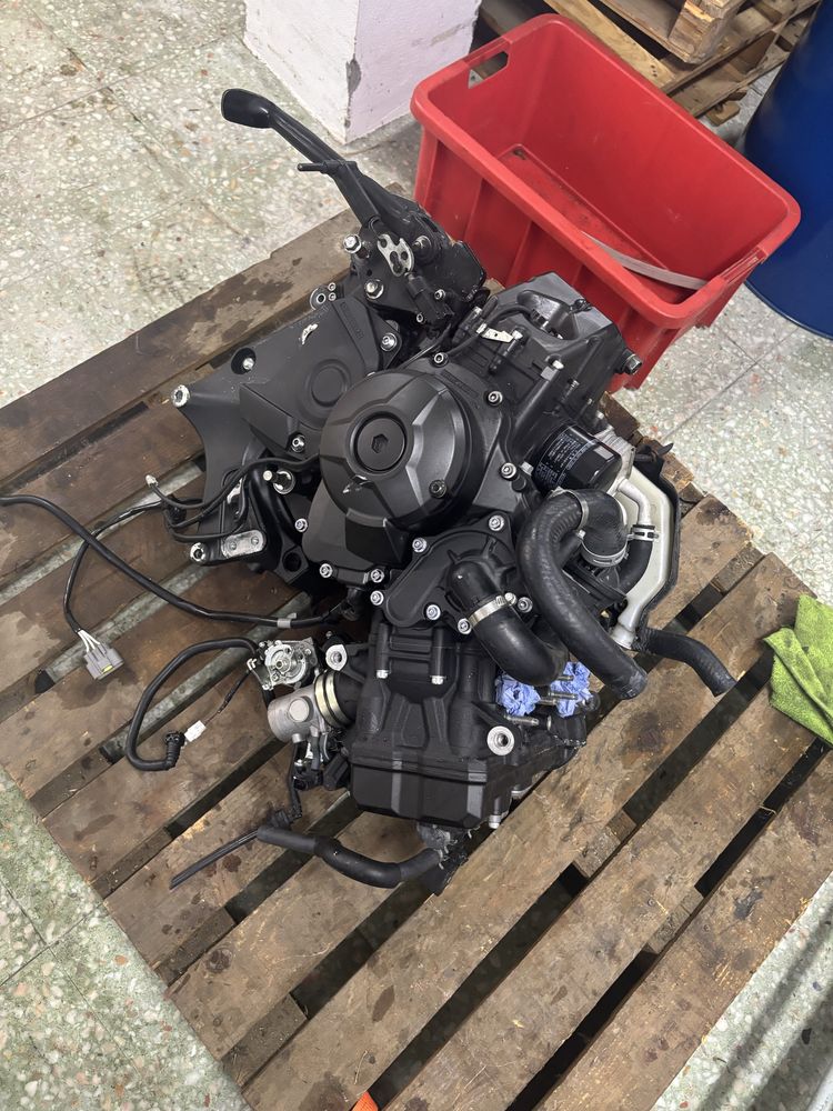 Pecas Yamaha Niken Mt-09 Tracer