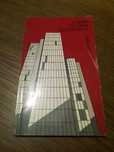 Livro - A crise da vida quotidiana - Gus Hall 1979