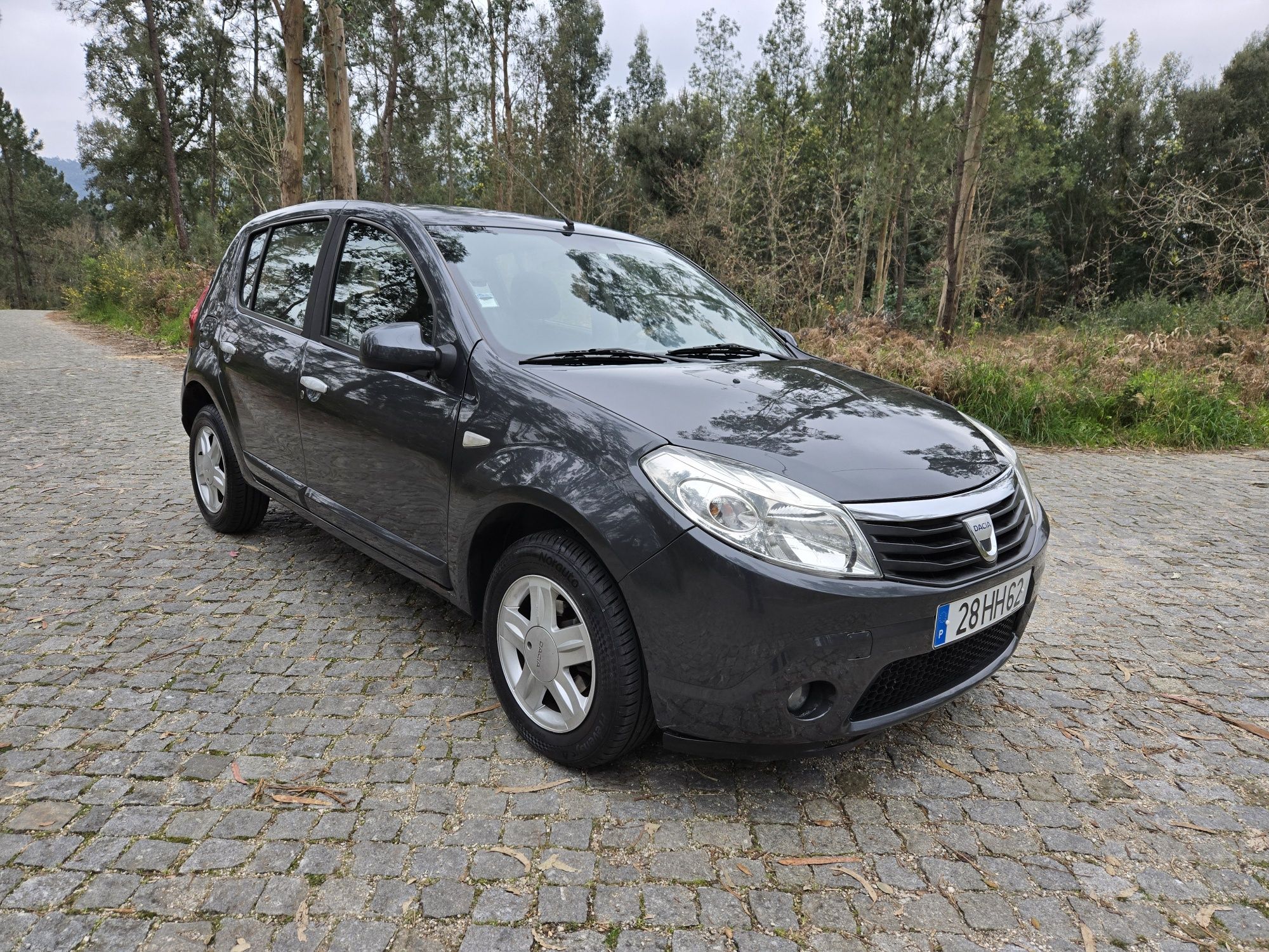 Carro pronto para rodar, revisado sem nada a apontar