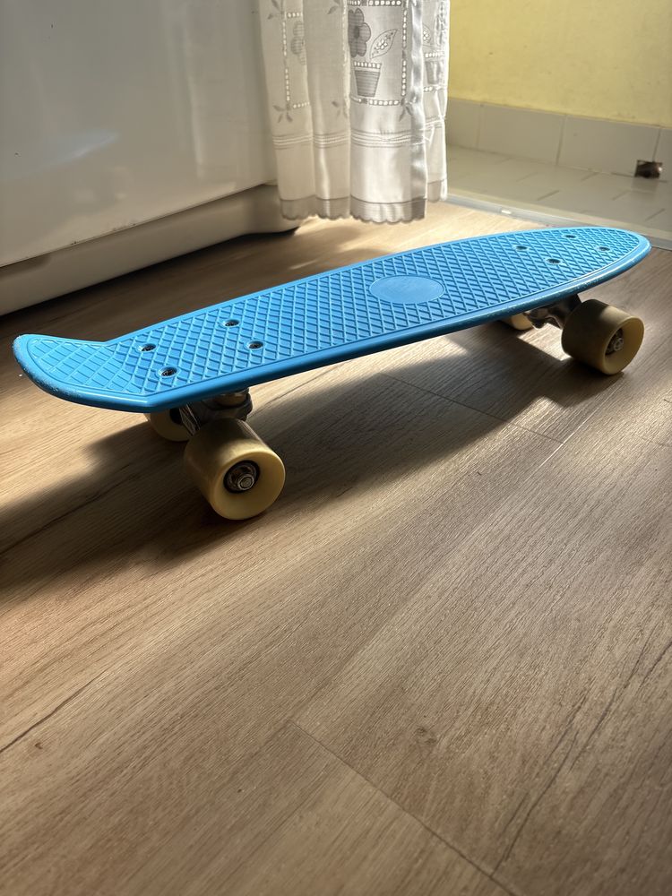 Peny board (skate)  bom estado