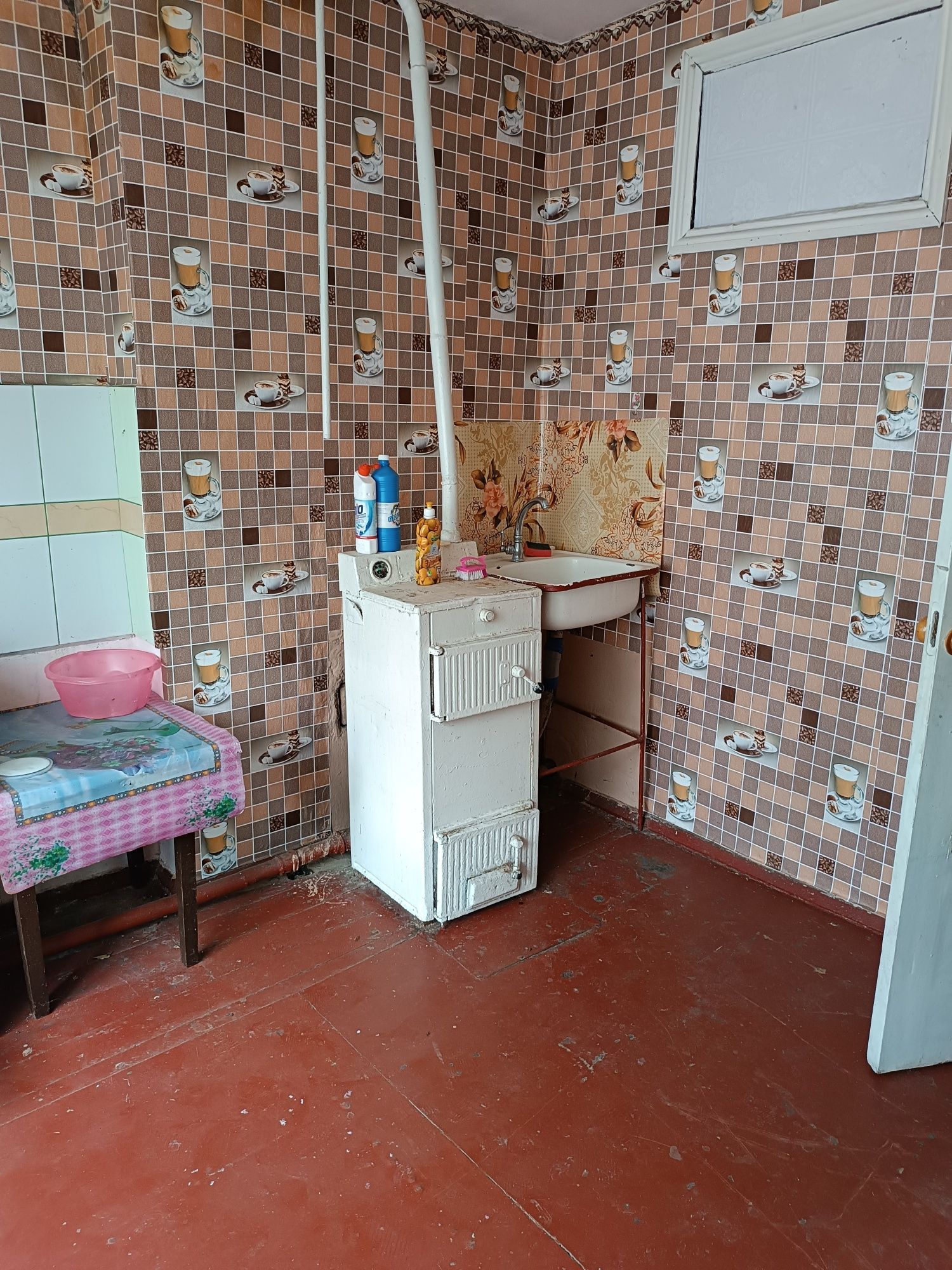 Продається 3-х кімнатна квартира в селі Райгород