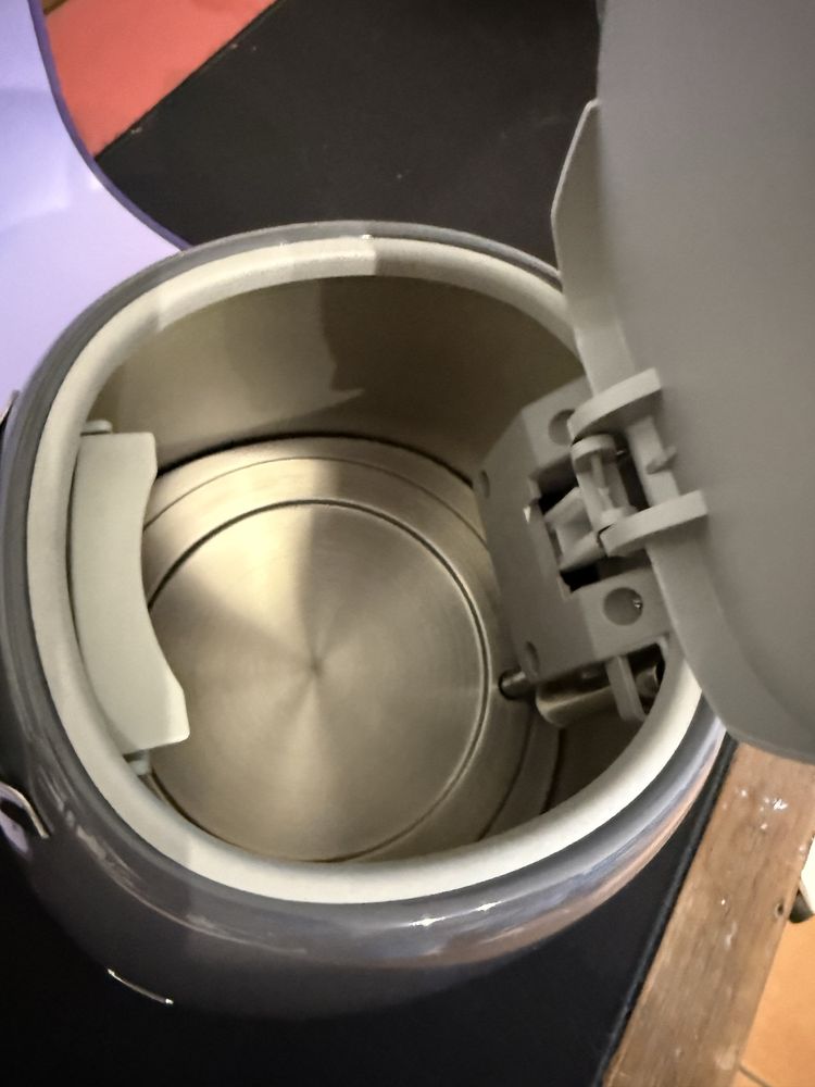 Chaleira Eletrica SMEG 1,7l - Cinza NOVA C/GARANTIA