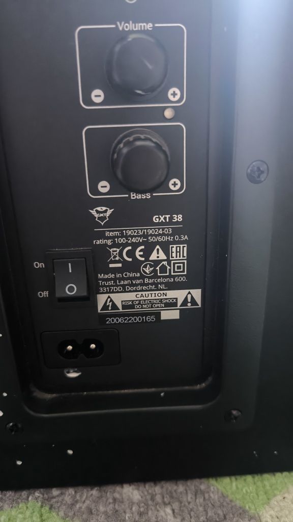 Głośniki TRUST GXT 38 2.1 Subwoofer