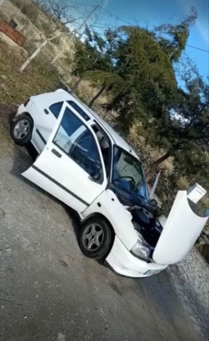 Vendo carro ou inteiro ou as peças