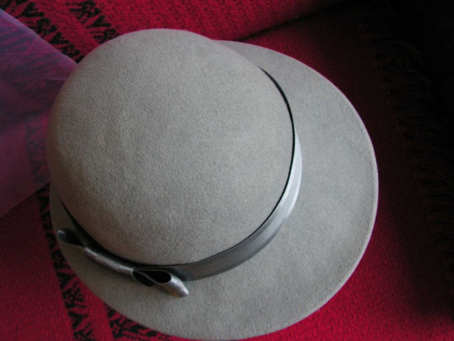 Kapelusz damski, filcowy