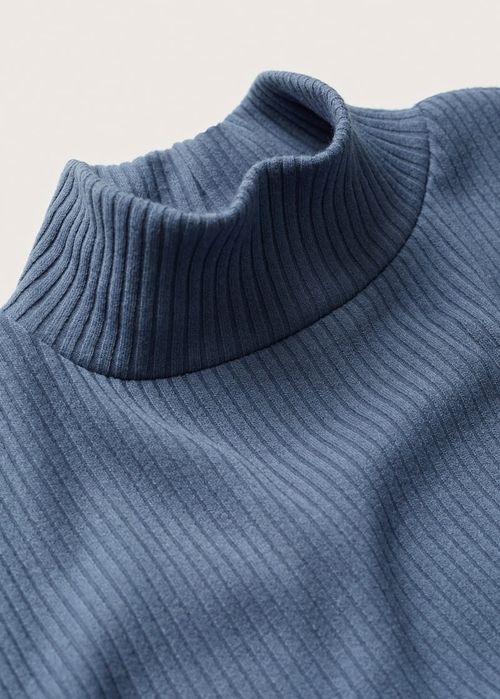 Трикотажный костюм в рубчик Mango / брюки Mango / кофта в рубчик Mango