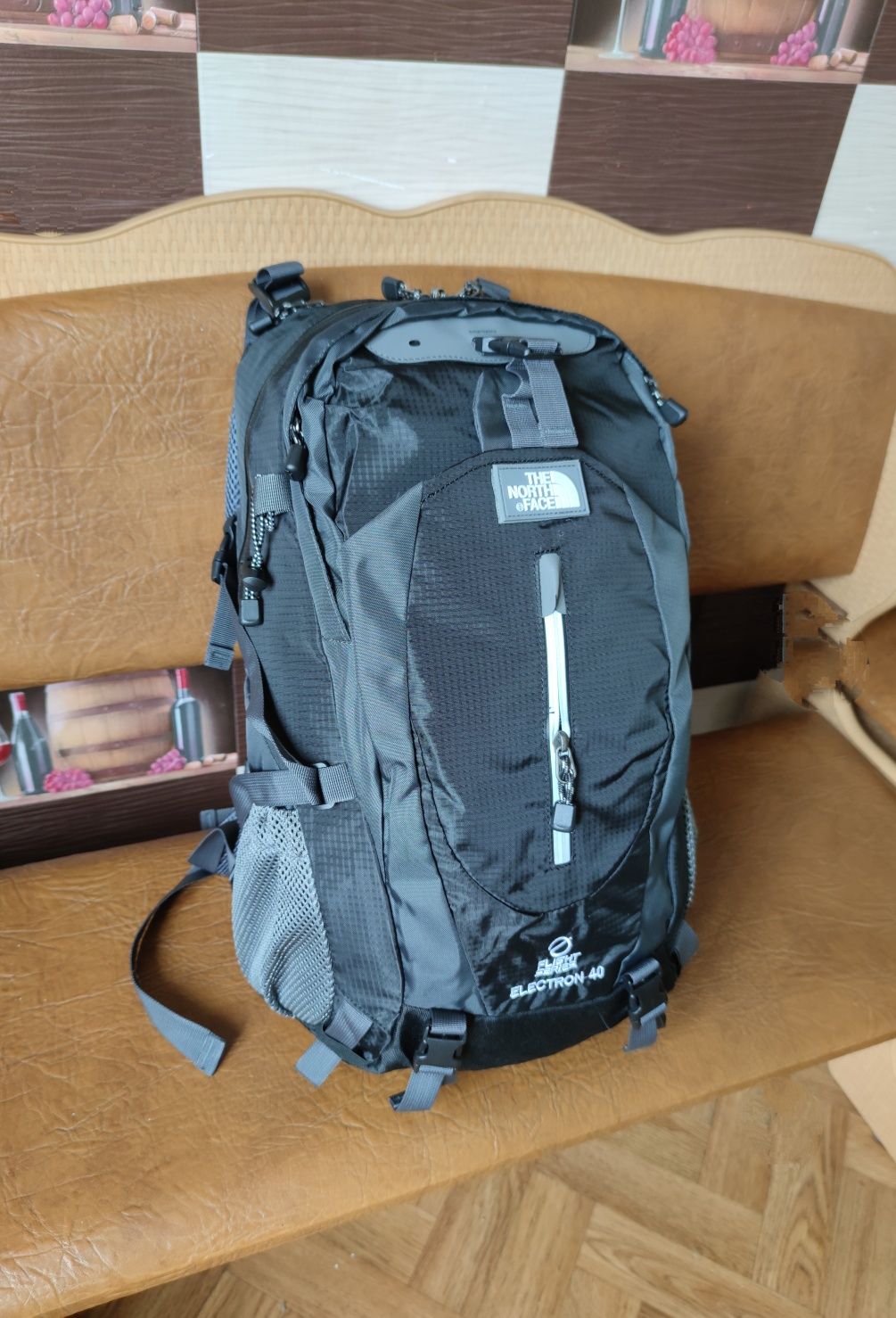 Рюкзак The North Face 40 l велорюкзак туристический  городской